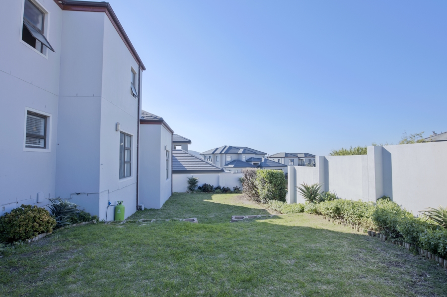 5 Bedroom Property for Sale in Big Bay Western Cape